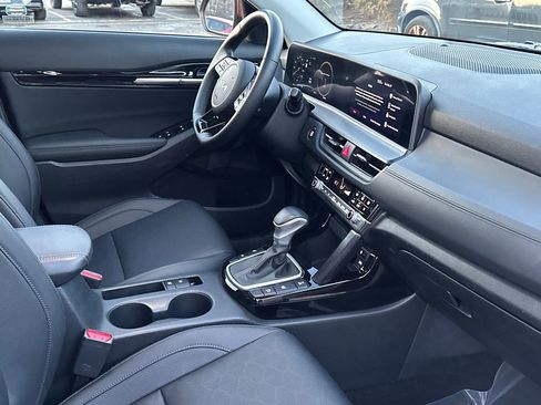 Certified 2024 Kia Seltos SX image 12