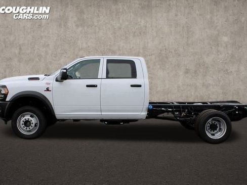 New 2024 RAM 5500 Tradesman w/ Max Tow Package image 6