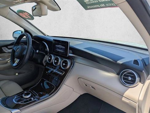 Used 2019 Mercedes-Benz GLC 300 image 28