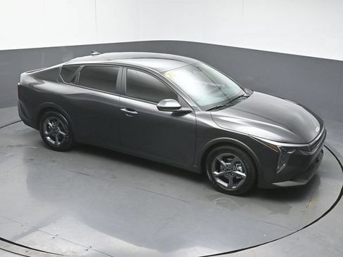 Used 2025 Kia K4 FWD image 38