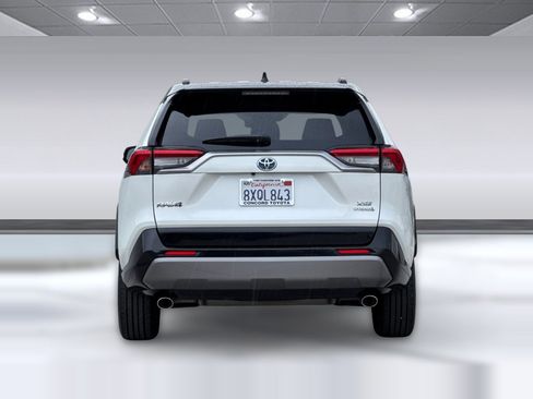 Used 2021 Toyota RAV4 XSE image 8