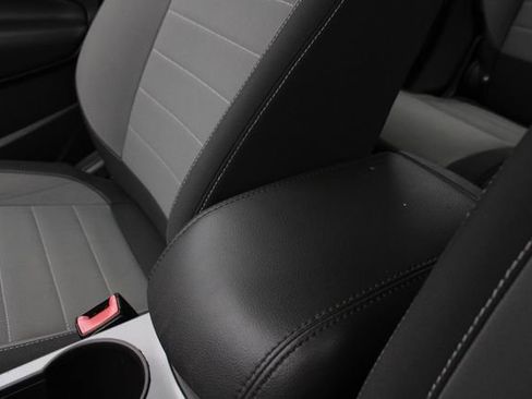 Used 2013 Ford C-MAX SE FWD image 18