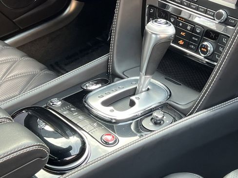 Used 2014 Bentley Flying Spur W12 image 39