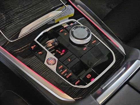 New 2026 BMW X5 sDrive40i image 11