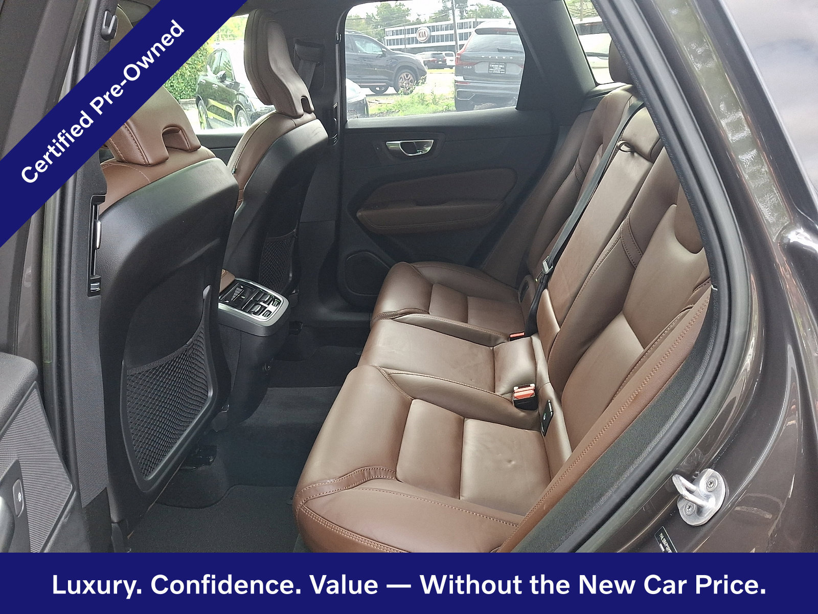 Certified 2023 Volvo XC60 B5 Ultimate w/ Climate Package AWD/4WD image 11