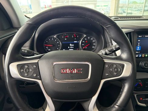Used 2024 GMC Terrain SLT FWD image 16