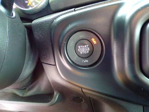 Used 2021 Jeep Wrangler Sport AWD/4WD image 23