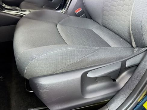 Used 2022 Toyota Corolla SE w/ SE Preferred Package FWD image 15