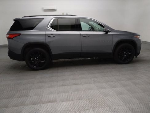 Used 2020 Chevrolet Traverse LT FWD image 10