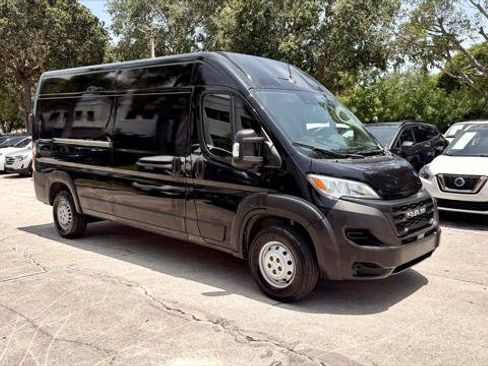 Used 2023 RAM ProMaster 2500 FWD image 11