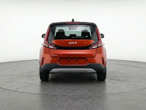 Used 2025 Kia Soul LX w/ LX Technology Package image 7