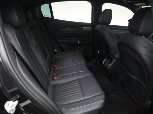 Certified 2023 Maserati Grecale GT AWD/4WD image 18