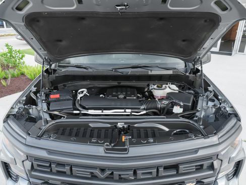 Used 2025 Chevrolet Silverado 1500 Custom AWD/4WD image 45