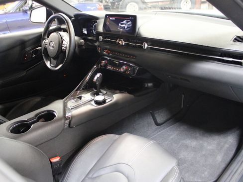Used 2020 Toyota Supra Premium image 30