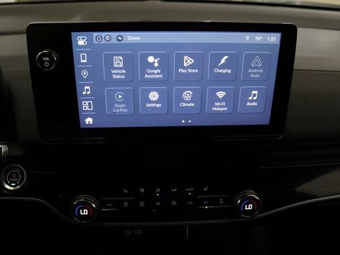Used 2024 Honda Prologue EX image 17