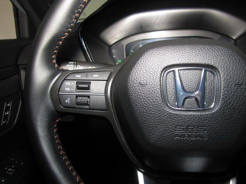 Used 2026 Honda CR-V Sport-L image 5