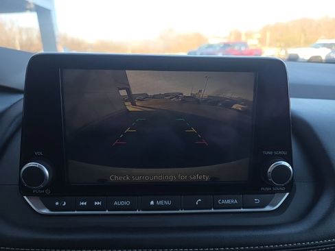 Certified 2023 Nissan Rogue SV image 22