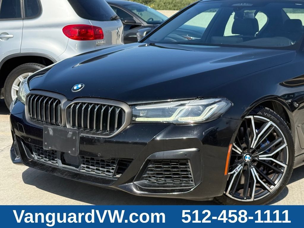 Used 2021 BMW M550i xDrive AWD/4WD image 2