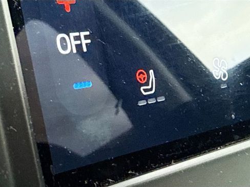 Used 2024 Ford Edge Titanium image 21