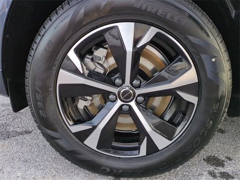 New 2026 Volvo XC60 T8 Core w/ Climate Package image 22