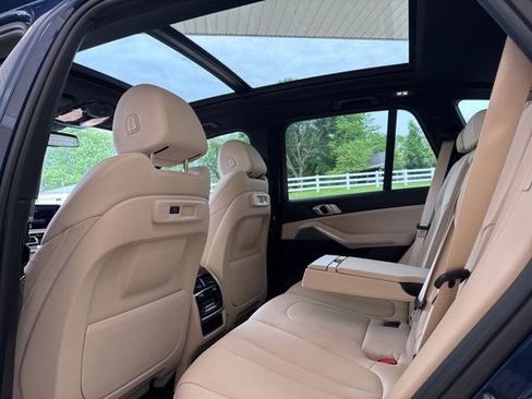 Used 2019 BMW X5 xDrive40i w/ Convenience Package AWD/4WD image 11