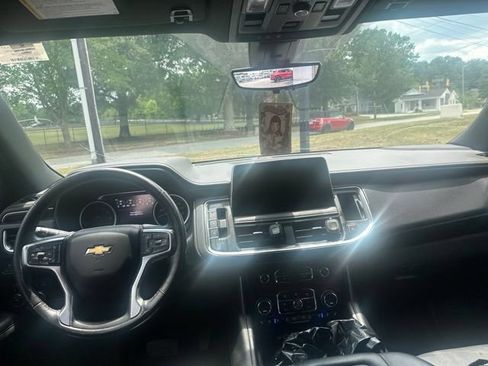 Used 2021 Chevrolet Tahoe Premier AWD/4WD image 9
