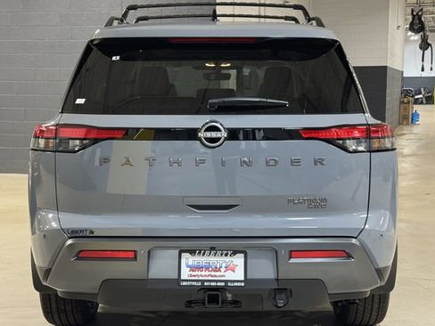 New 2026 Nissan Pathfinder Platinum AWD/4WD image 19