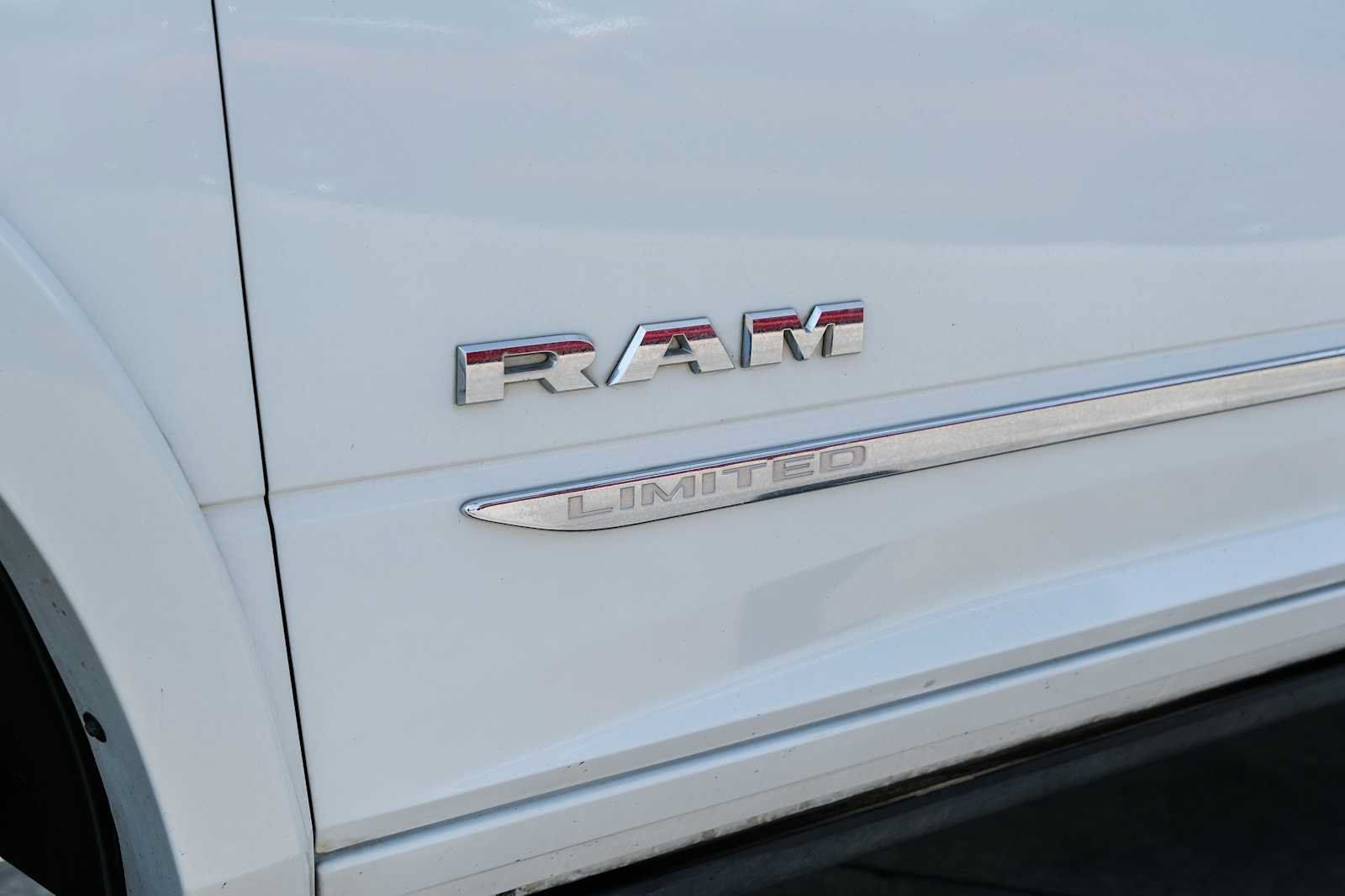 Used 2019 RAM 2500 Limited AWD/4WD image 6