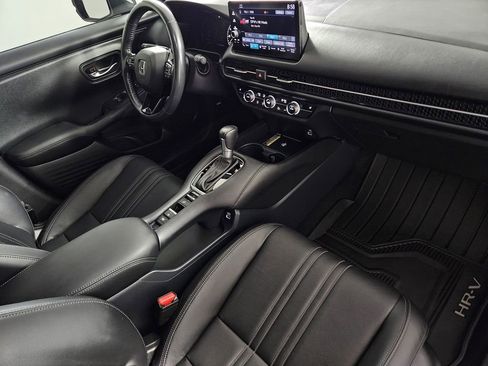 Used 2023 Honda HR-V EX-L image 32