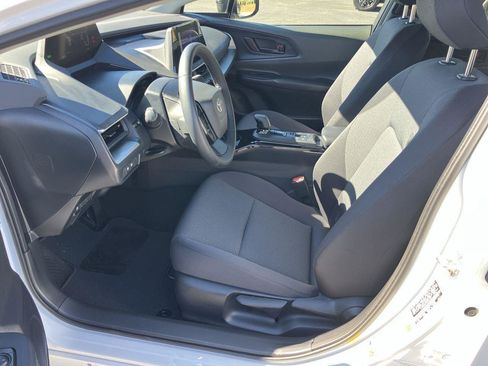 Certified 2025 Toyota Prius LE image 12