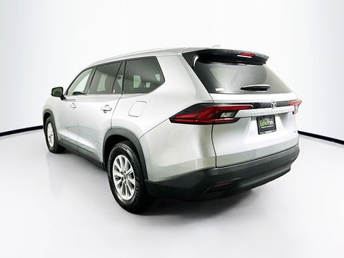 Used 2025 Toyota Grand Highlander FWD image 5