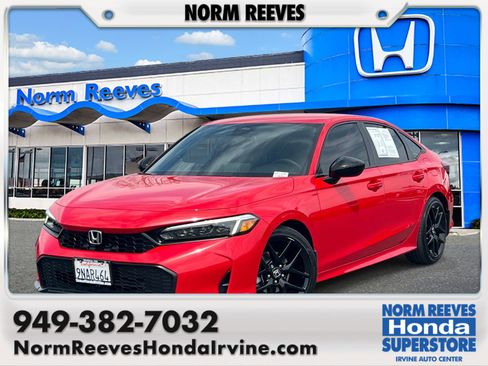 Used 2025 Honda Civic Sport image 1