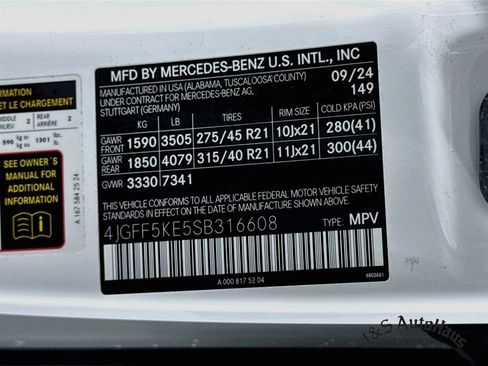 Used 2025 Mercedes-Benz GLS 450 4MATIC w/ AMG Line Exterior image 42