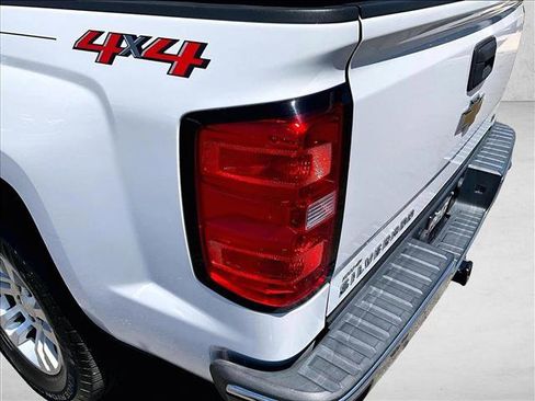 Used 2018 Chevrolet Silverado 1500 LT w/ All Star Edition AWD/4WD image 29