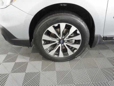 Used 2016 Subaru Outback 2.5i Limited image 17