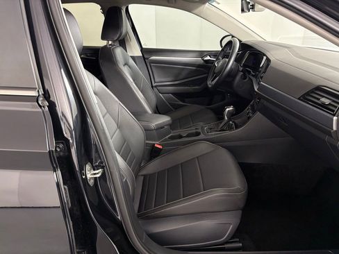 Used 2024 Volkswagen Jetta SE FWD image 45