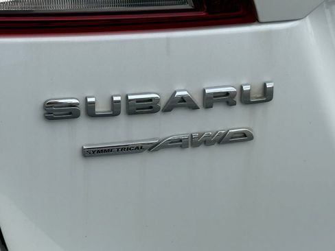 Used 2018 Subaru Outback 3.6R Limited AWD/4WD image 9