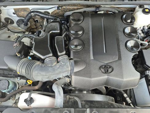 Used 2024 Toyota 4Runner SR5 image 16