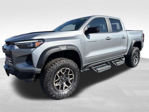 Used 2025 Chevrolet Colorado ZR2 AWD/4WD image 1