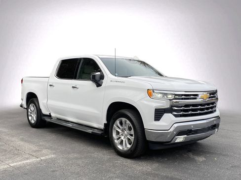 Used 2024 Chevrolet Silverado 1500 LTZ w/ Technology Package image 2
