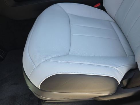 New 2025 Land Rover Range Rover Sport Dynamic SE image 30