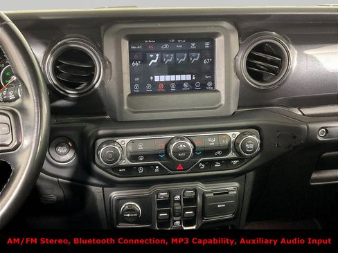 Used 2021 Jeep Wrangler Unlimited Sport AWD/4WD image 9