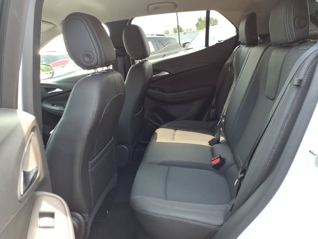 Used 2024 Buick Encore GX Preferred FWD image 9