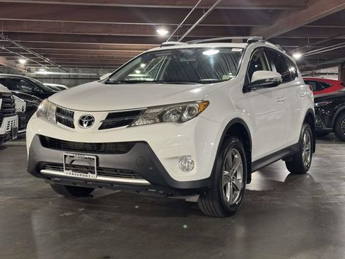 Used 2015 Toyota RAV4 XLE w/ Outdoor Package AWD/4WD image 3