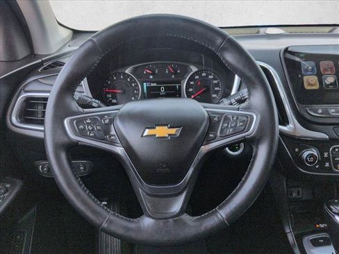 Used 2018 Chevrolet Equinox Premier FWD image 15