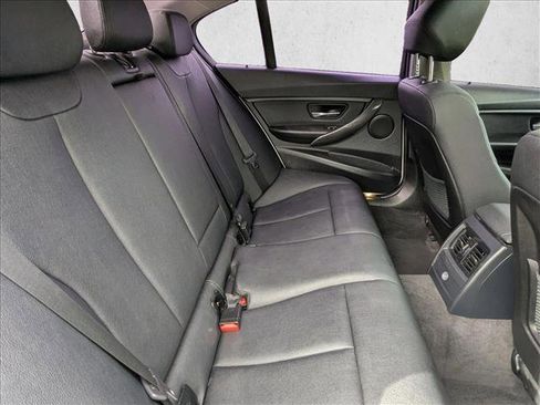 Used 2014 BMW 328d Sedan image 19