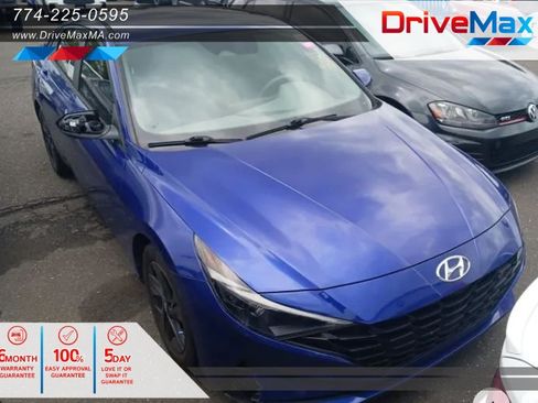 Used 2023 Hyundai Elantra SEL w/ Cargo Package FWD image 1