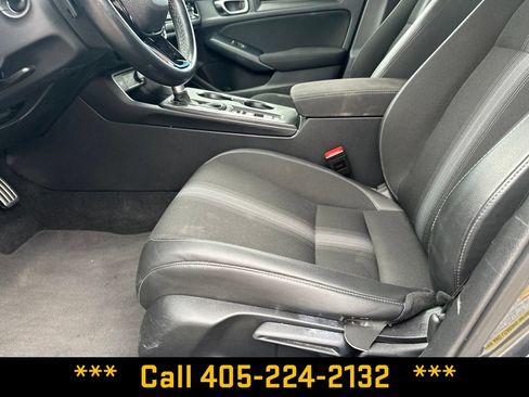 Used 2025 Honda Civic Sport image 12