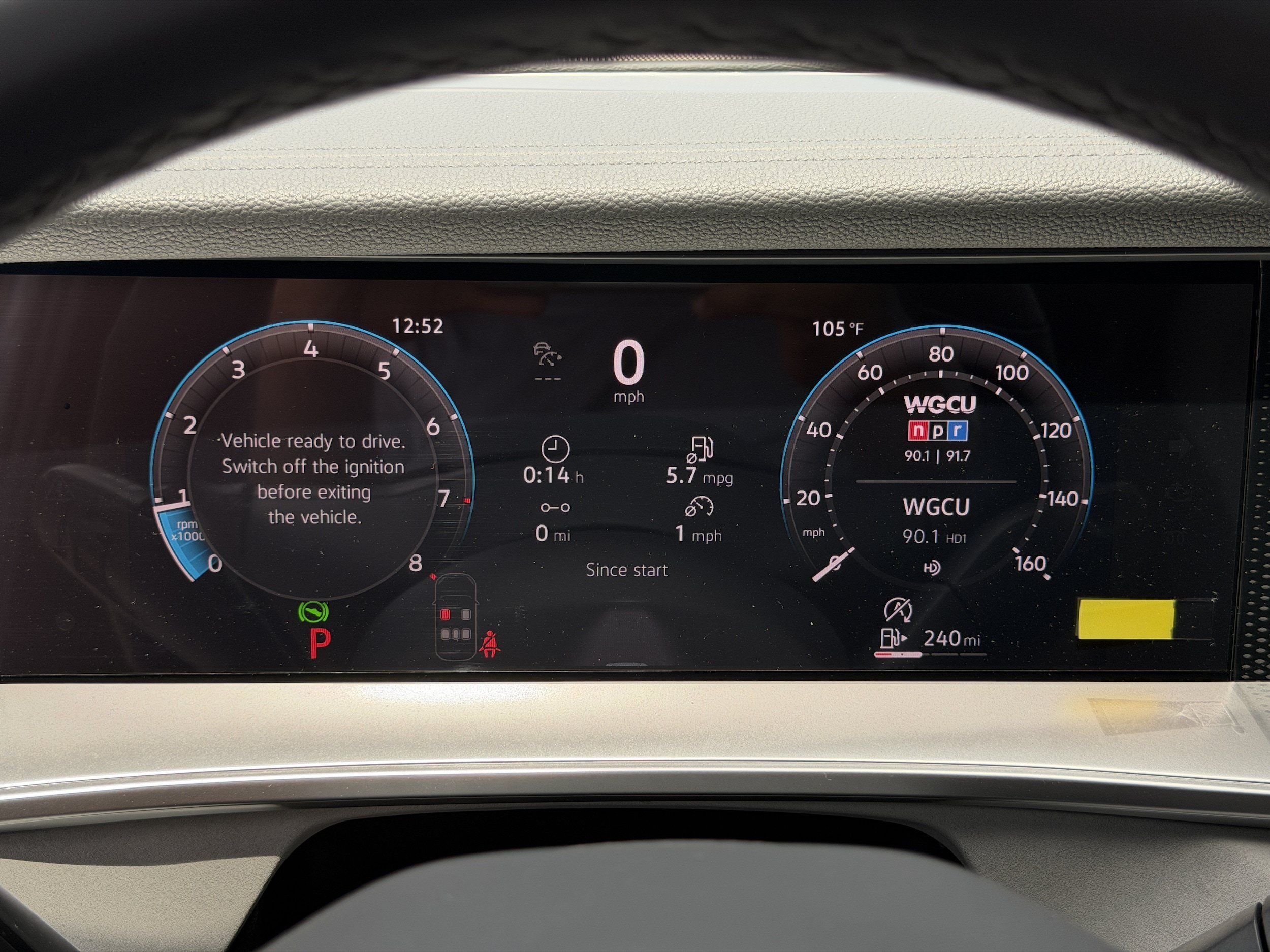 New 2026 Volkswagen Tiguan SE R-Line FWD image 34