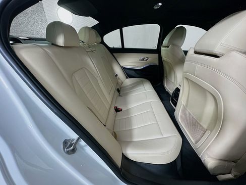 Used 2021 BMW 330i Sedan w/ Convenience Package image 28